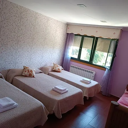 Casa De Los Treboles Apartment Nigran